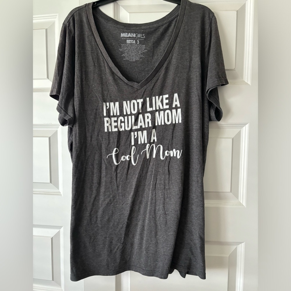 Torrid tshirt sz 3